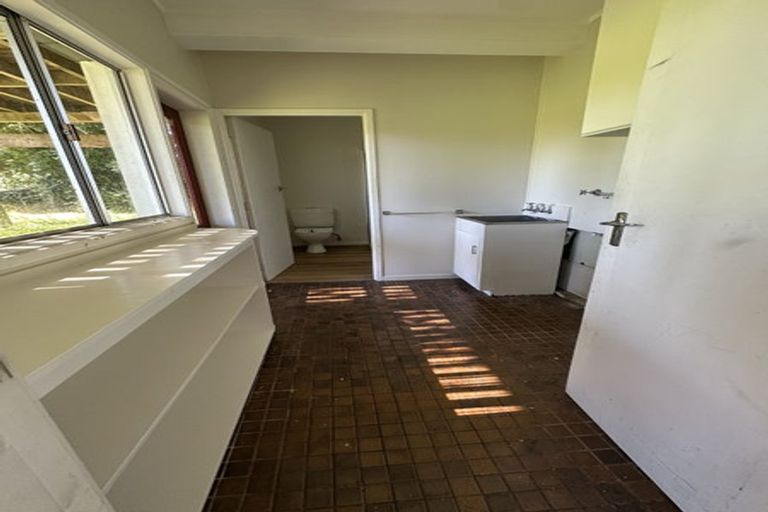 Photo of property in 16 Riverlea Road, Whenuapai, Auckland, 0618
