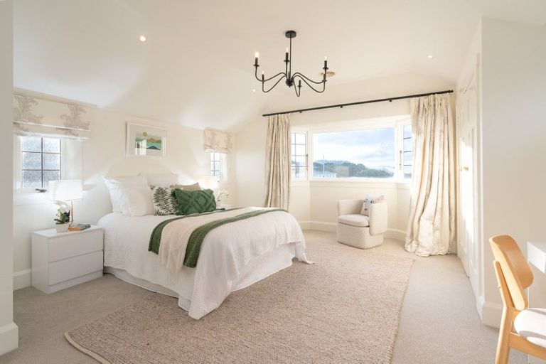 Photo of property in 17 Ludlam Street, Seatoun, Wellington, 6022