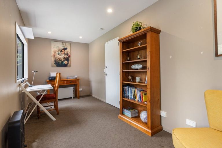 Photo of property in 4 Hegan Place, Rangiora, 7400