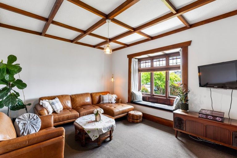 Photo of property in 10 Creagh Street, Te Awa, Napier, 4110