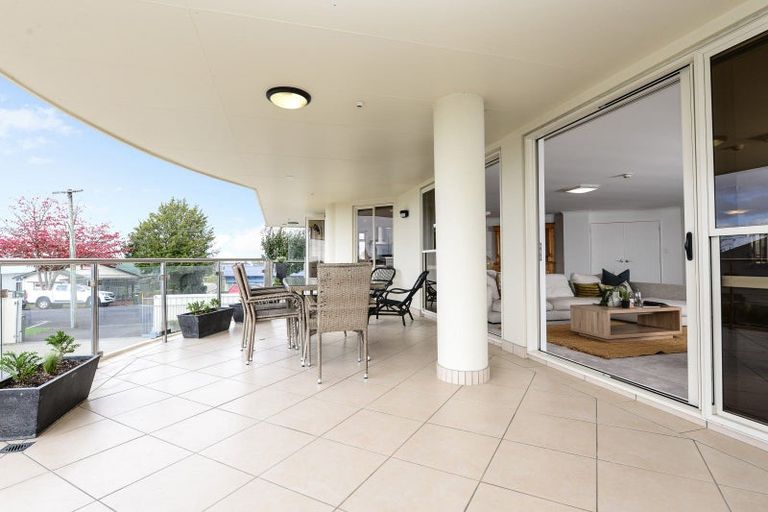 Photo of property in 40d Thackeray Street, Hamilton Lake, Hamilton, 3204