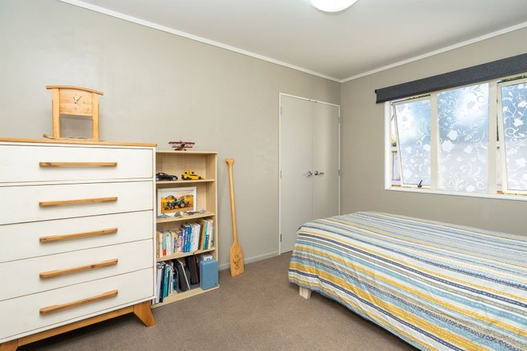 Photo of property in 15 Palliser Drive, Huntington, Hamilton, 3210