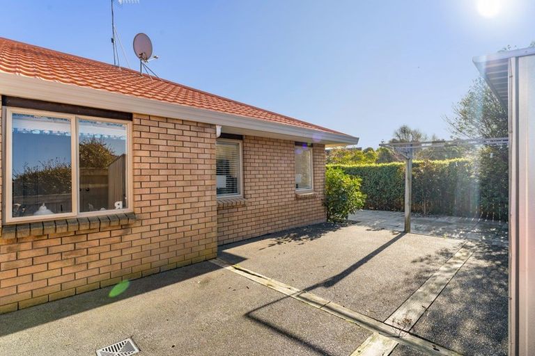 Photo of property in 1 Leigh Place, Paraparaumu Beach, Paraparaumu, 5032