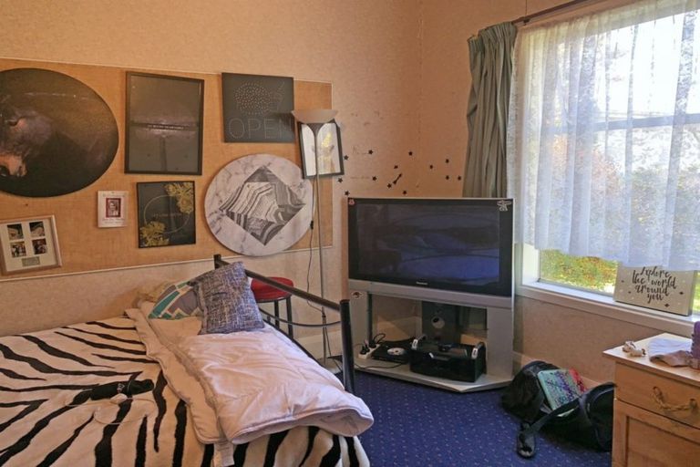 Photo of property in 5 Stuart Street, Owaka, 9535