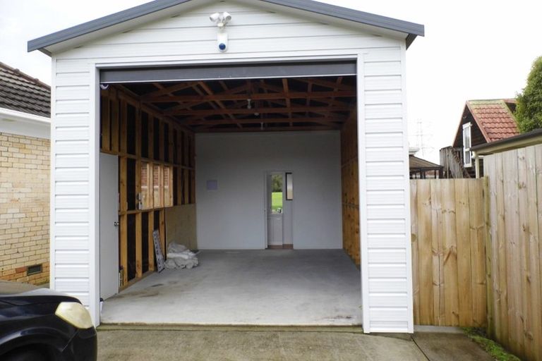Photo of property in 128 Portage Road, New Lynn, Auckland, 0600