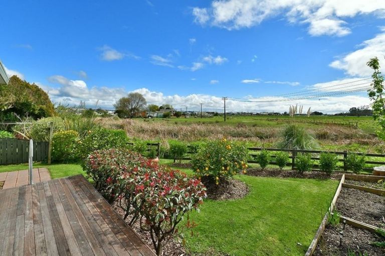 Photo of property in 1/12 Miro Street, Helensville, 0800