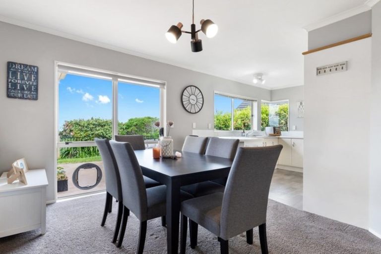 Photo of property in 211 Mountain View Drive, Te Awamutu, 3800