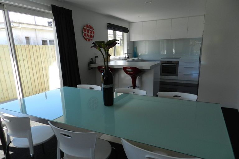 Photo of property in 92 Palmers Road, New Brighton, Christchurch, 8083