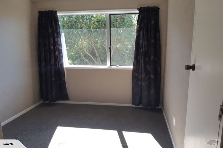 Photo of property in 31 Gilmour Place, Taradale, Napier, 4112