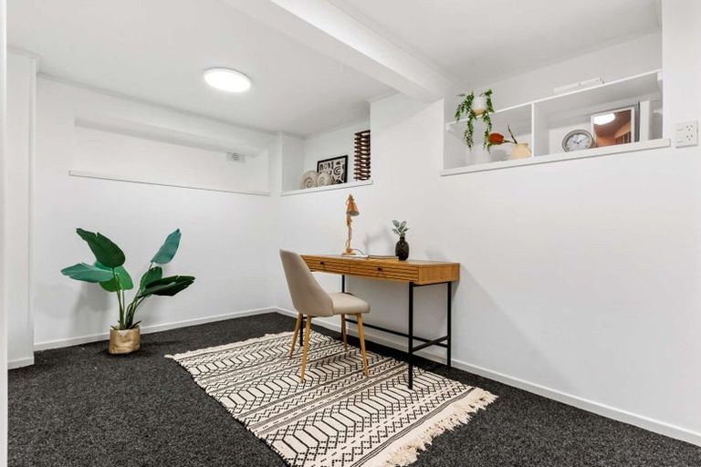 Photo of property in 4 Powrie Street, Glenfield, Auckland, 0629
