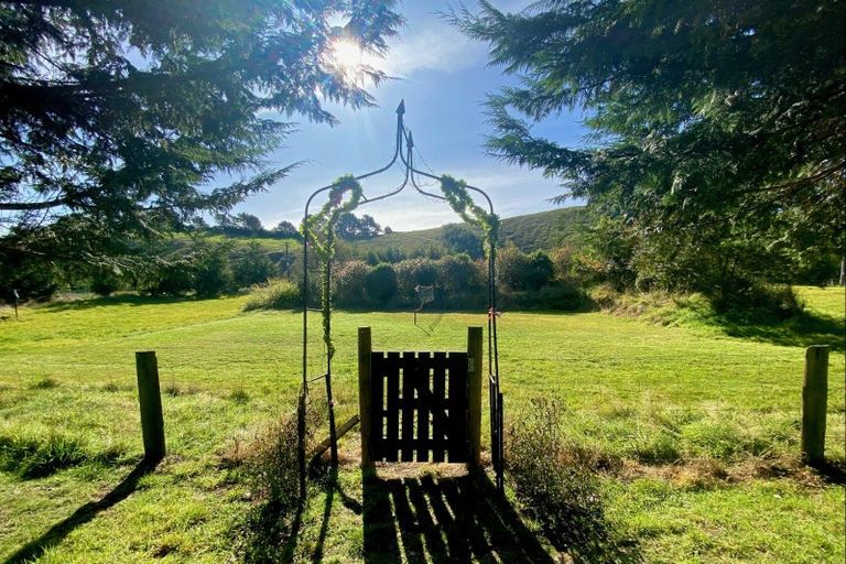 Photo of property in 35 Hurunui Lane, Kinloch, Taupo, 3377