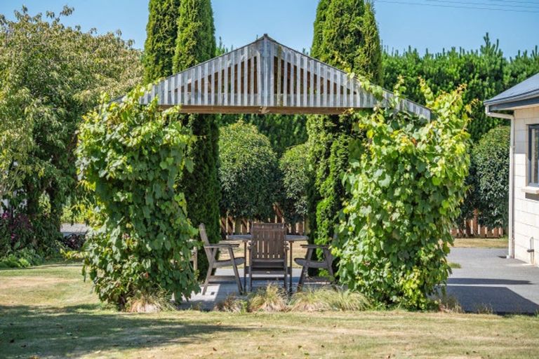 Photo of property in 282 Sharlands Road, Dunsandel, Rakaia, 7783