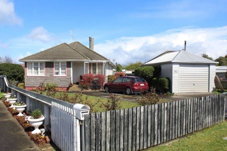 Photo of property in 11 Hartgill Crescent, Dannevirke, 4930