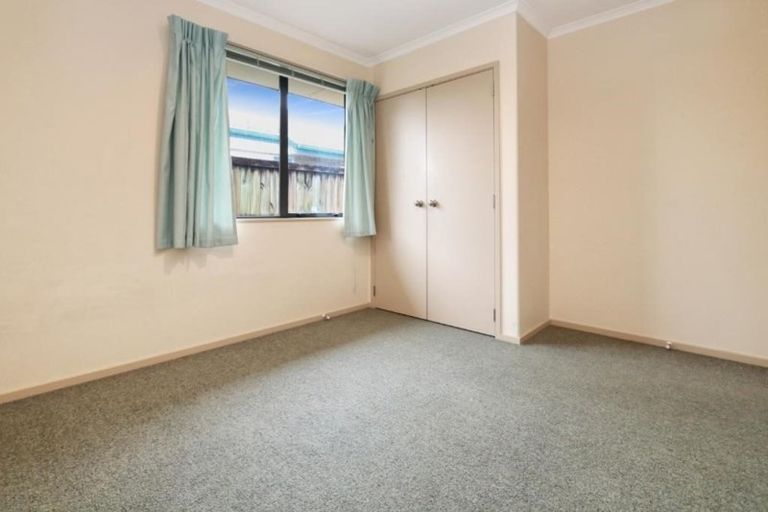 Photo of property in 12 Farnham Close, Rototuna North, Hamilton, 3210