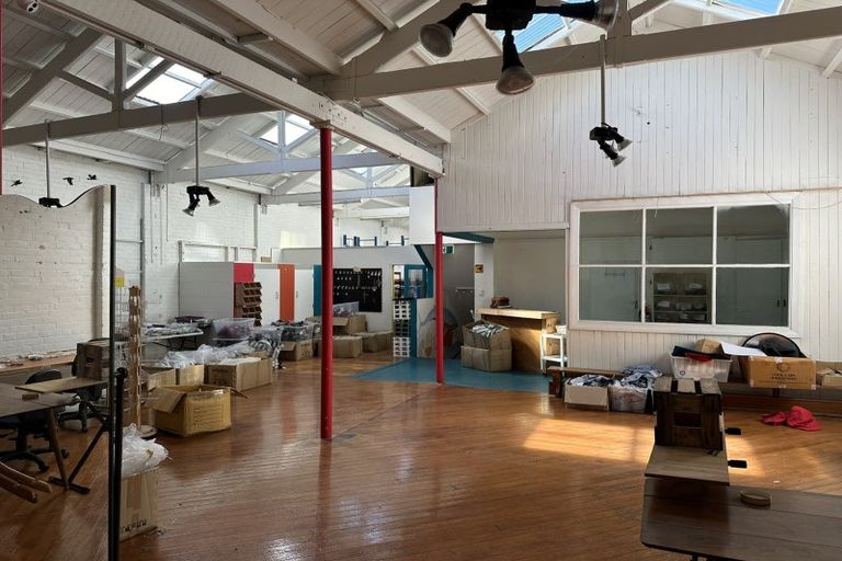 Photo of property in 8/101 Hobsonville Road, West Harbour, Auckland, 0618