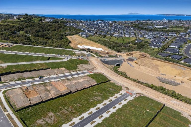 Photo of property in 2 Kopu Road, Orewa, 0931