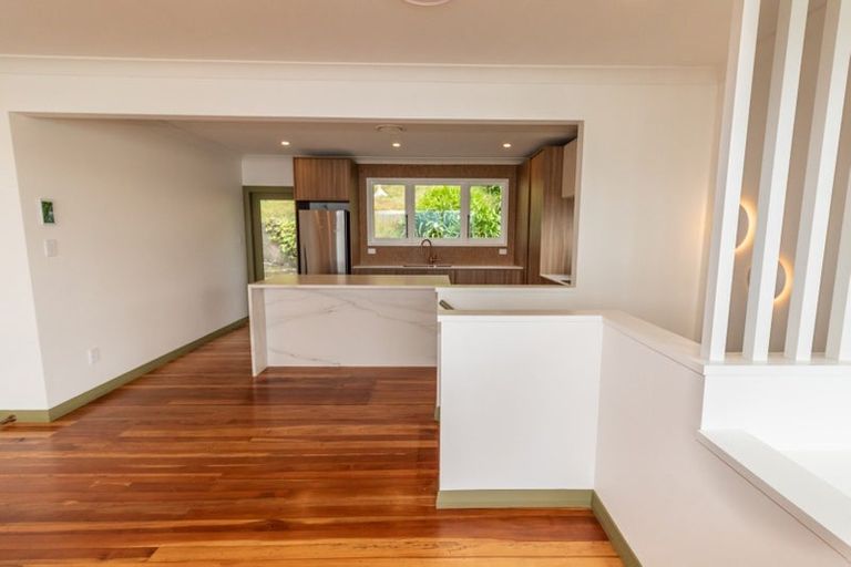 Photo of property in 71 Seatoun Heights Road, Seatoun, Wellington, 6022