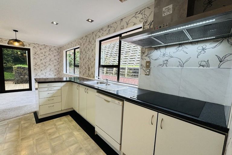 Photo of property in 15 Alleyne Court, Brown Owl, Upper Hutt, 5018