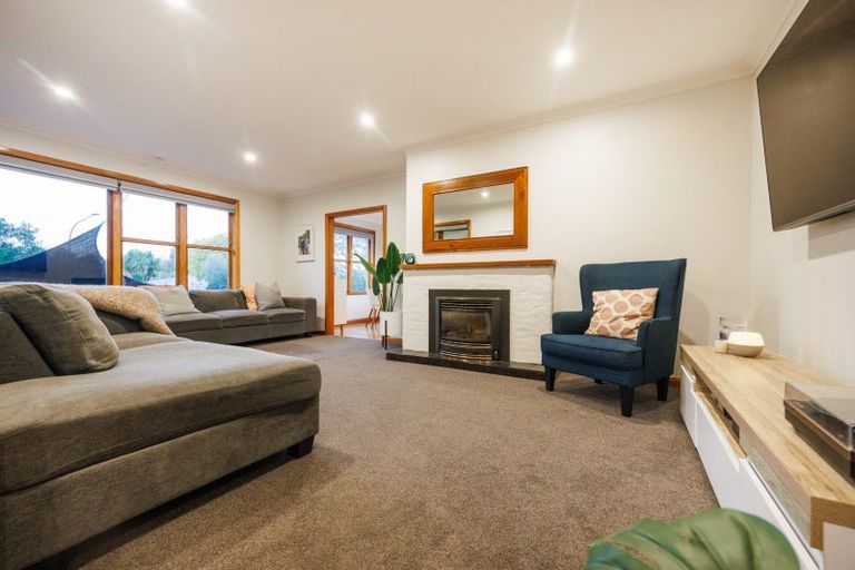 Photo of property in 46 Churchill Avenue, Hokowhitu, Palmerston North, 4410