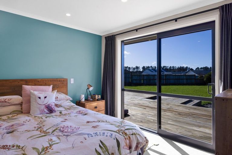 Photo of property in 2 Biron Place, Stratford, 4332