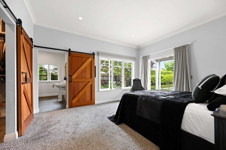 Photo of property in 16 Endeavour Avenue, Flagstaff, Hamilton, 3210
