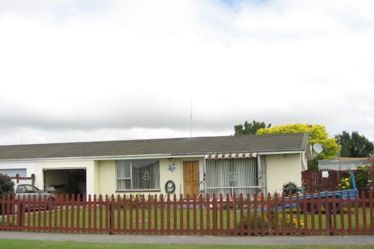 Photo of property in 69 Arran Crescent, Woolston, Christchurch, 8062