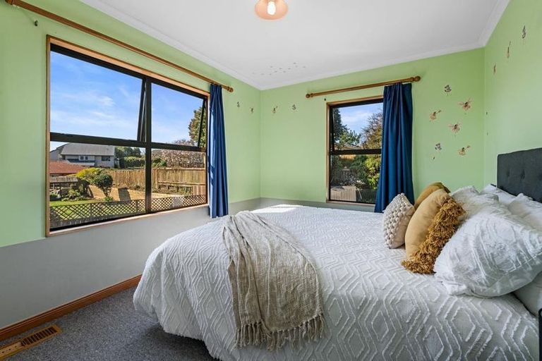 Photo of property in 43 Thelma Place, Lynmore, Rotorua, 3010