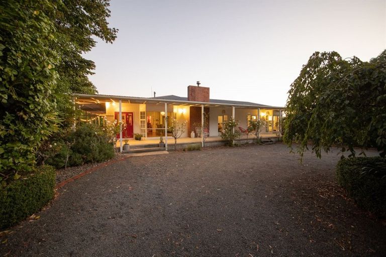 Photo of property in 1808a State Highway 1, Marton, 4787