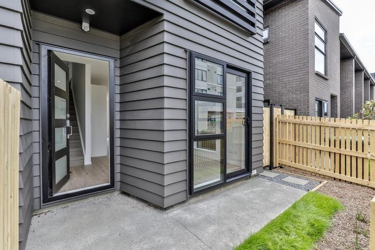 Photo of property in 150b Mcleod Road, Te Atatu South, Auckland, 0610