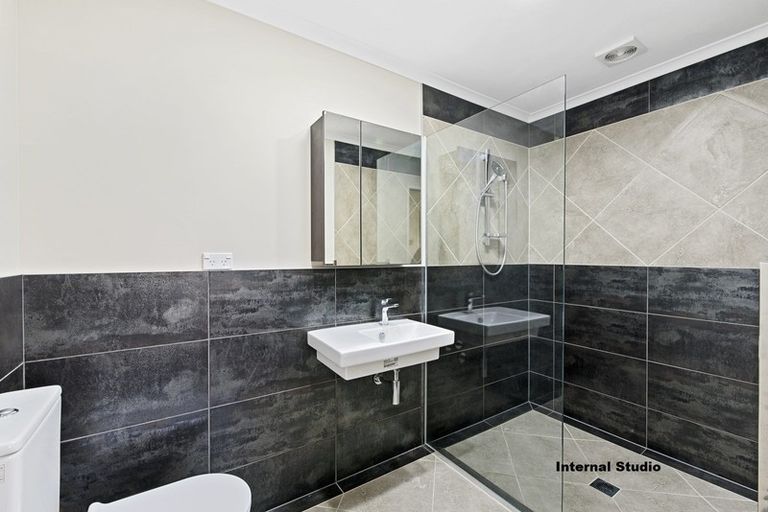 Photo of property in 15 Frame Crescent, Rolleston, 7614