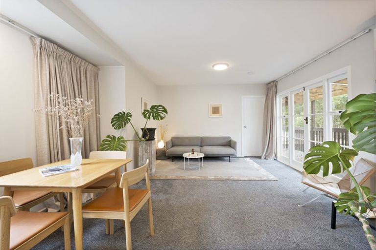 Photo of property in 37 Chorley Avenue, Massey, Auckland, 0614