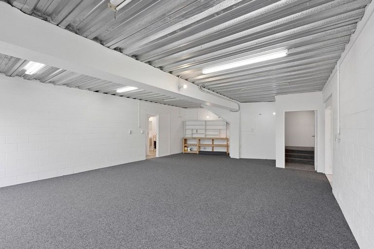 Photo of property in 6a&b Simcox Street, Otaki Beach, Otaki, 5512