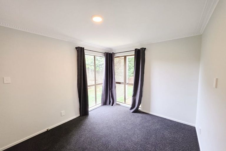 Photo of property in 3 Rawene Street, Waikanae, 5036