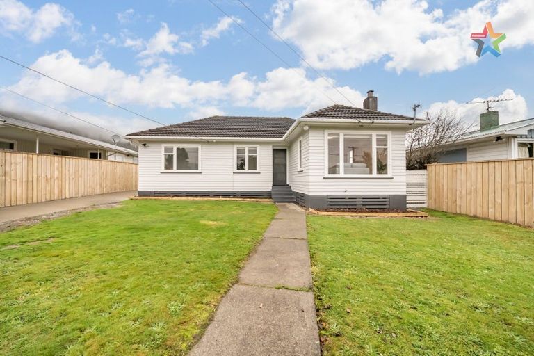 Photo of property in 37 Russell Road, Wainuiomata, Lower Hutt, 5014