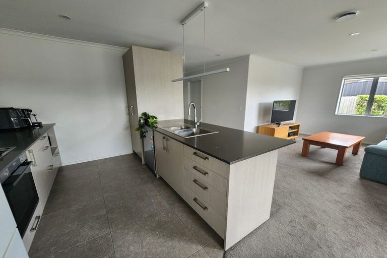 Photo of property in 94 Kuaka Drive, Takanini, 2112