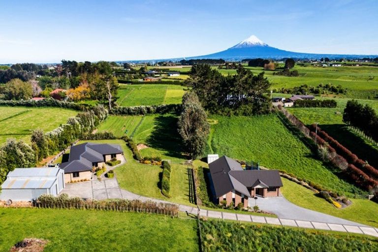 Photo of property in 197b Turuturu Road, Hawera, 4674