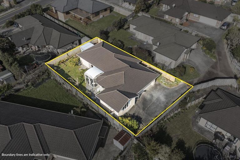 Photo of property in 11 Gendo Avenue, Henderson, Auckland, 0612