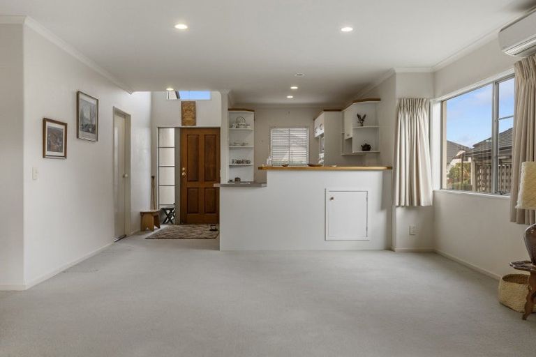 Photo of property in 35 Lakeridge Close, Rangatira Park, Taupo, 3330