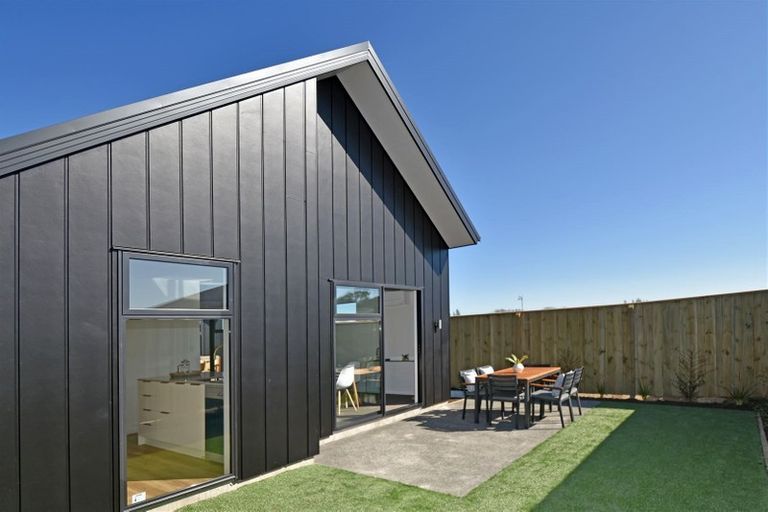 Photo of property in 14 Sheehan Street, Halswell, Christchurch, 8025