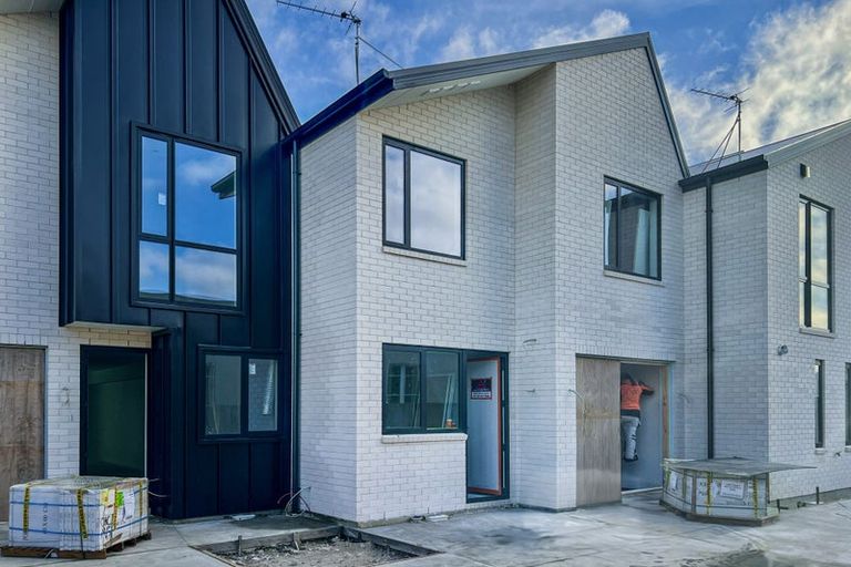 Photo of property in 4/133 Blighs Road, Strowan, Christchurch, 8052