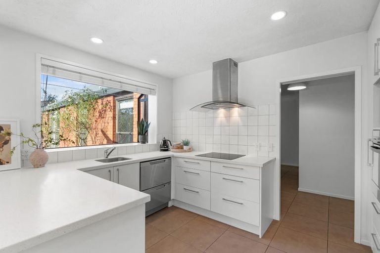 Photo of property in 38 Corfe Street, Ilam, Christchurch, 8041