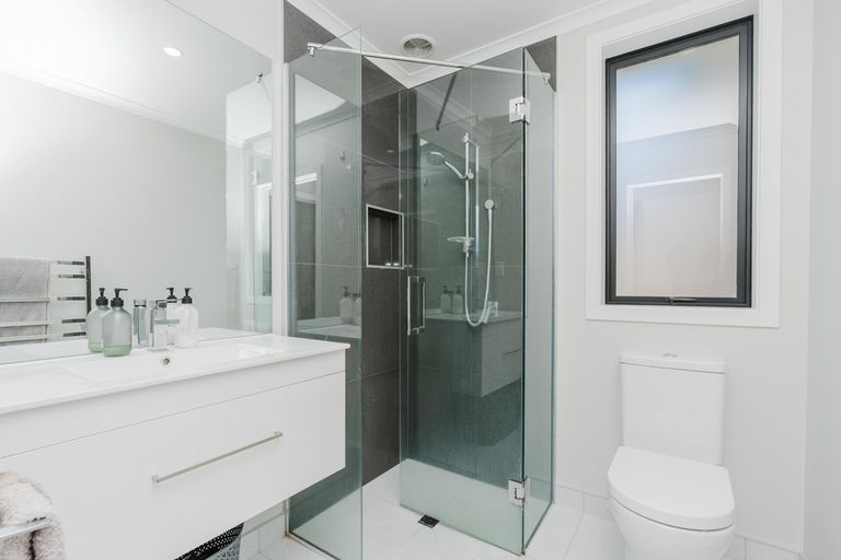 Photo of property in 1/8 Bostonkip Crescent, Fitzroy, Hamilton, 3282