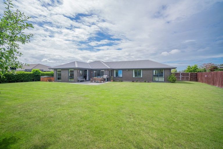 Photo of property in 12 Kingsley Place, Rolleston, 7614