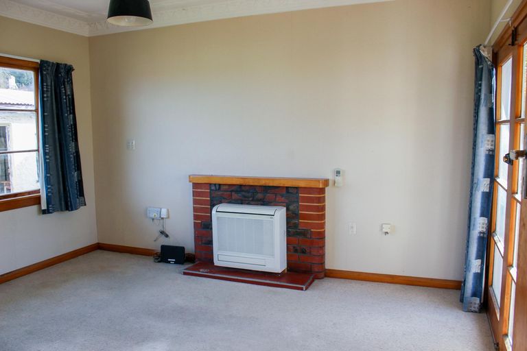 Photo of property in 27 Clare Street, Oamaru North, Oamaru, 9400