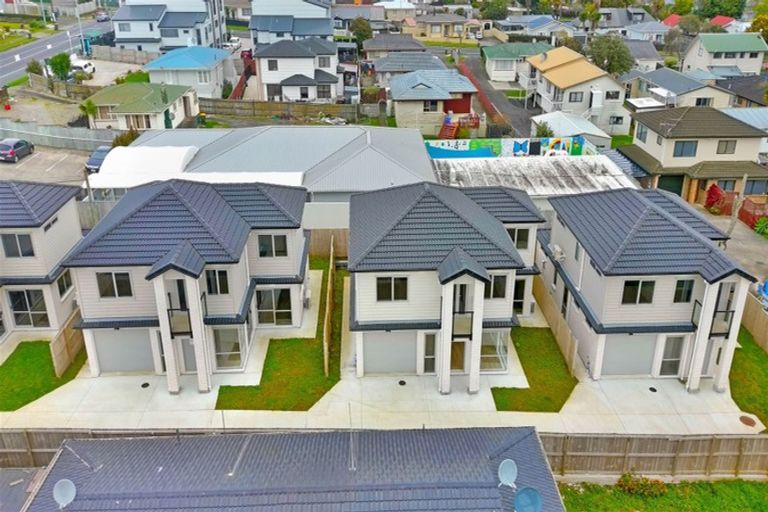 Photo of property in 69e Great South Road, Manurewa, Auckland, 2102