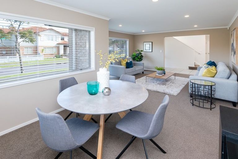 Photo of property in 20 Earlshall Drive, Flat Bush, Auckland, 2016