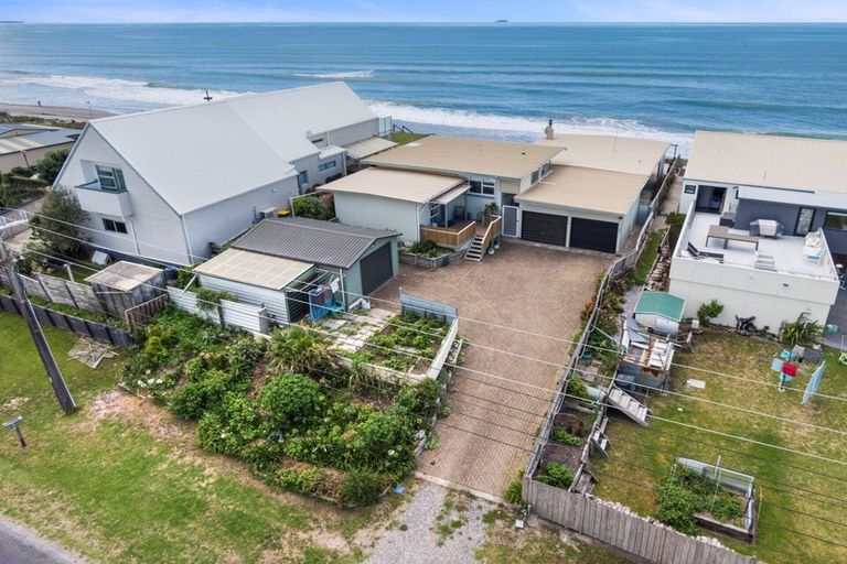 Photo of property in 225b Pukehina Parade, Pukehina, Te Puke, 3189