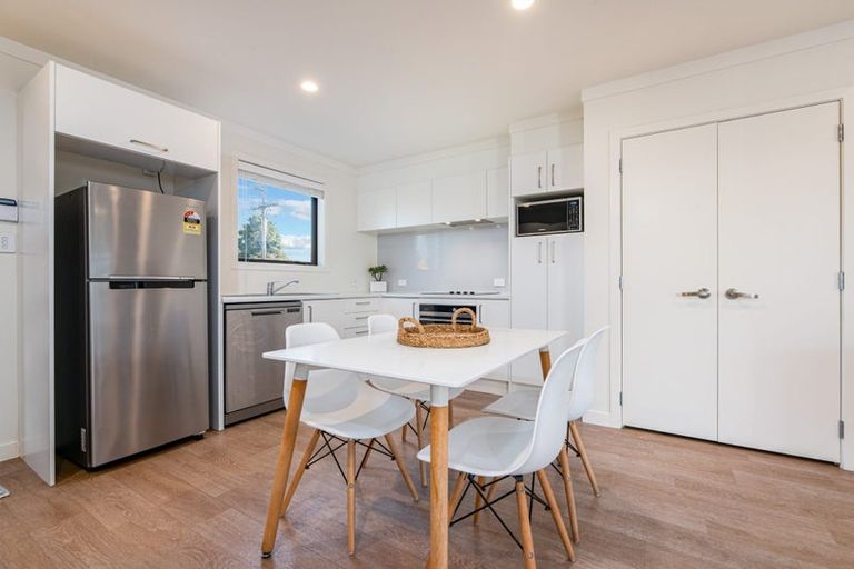 Photo of property in 1/31b Garelja Road, Henderson, Auckland, 0612