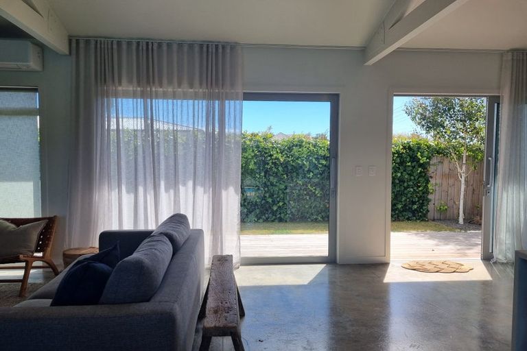 Photo of property in 20 New York Street, Martinborough, 5711