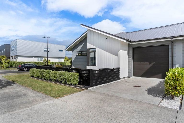 Photo of property in 2 Pinto Road, Pukekohe, 2120